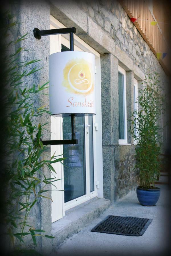 Hotel Sanskriti Scionzier Zewnętrze zdjęcie
